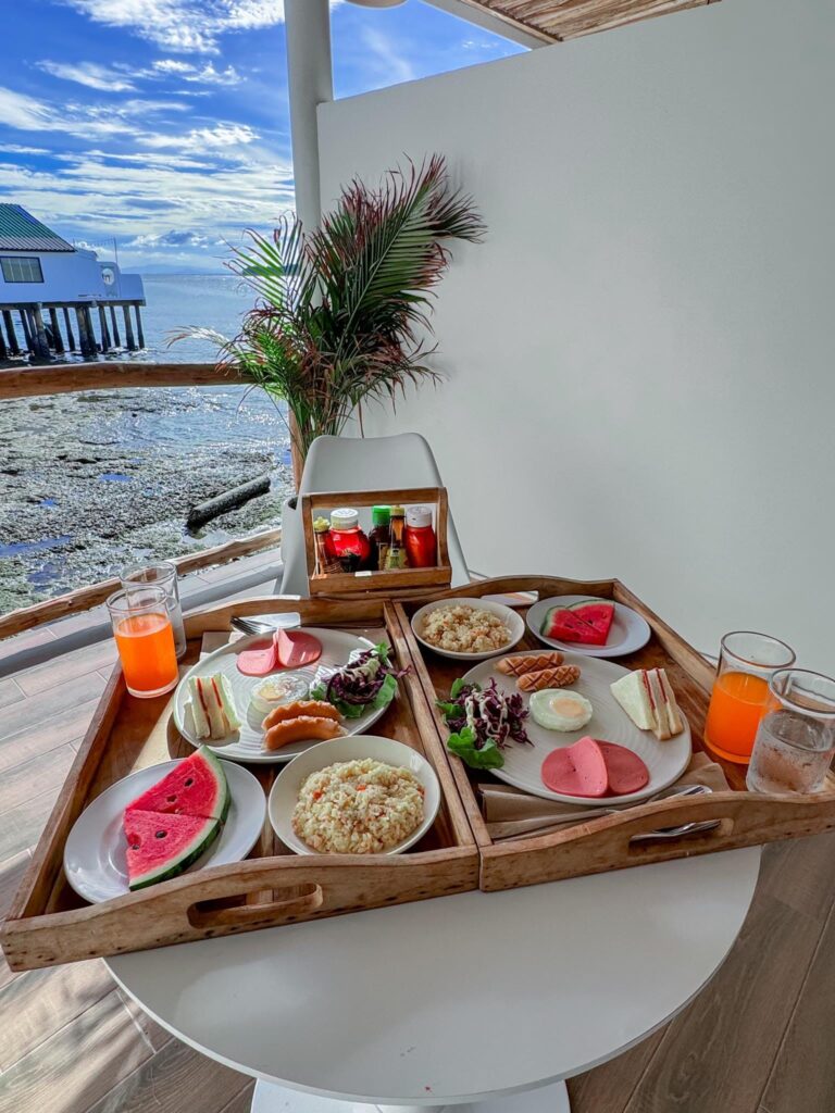 447664000 122152212764063685 1619479088903823535 n