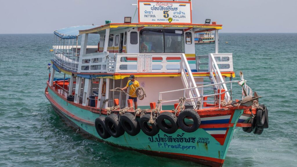 วิธีนั่งเรือไปเกาะล้าน พร้อมเวลาเดินเรือ 3 KohLarn.co 2024 08 19T152355.260