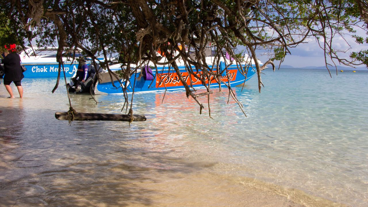 หาดนวล 8 KohLarn.co 2024 11 25T135614.987