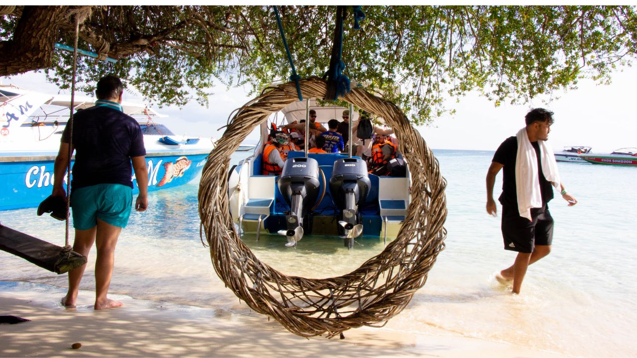 หาดนวล 9 KohLarn.co 2024 11 25T142239.396