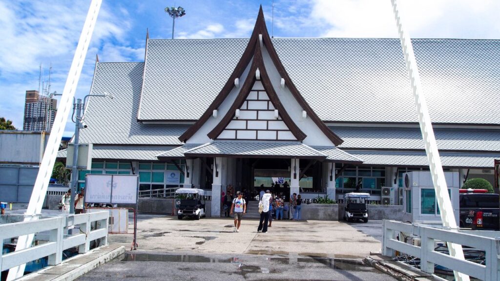 การเดินทางไปเกาะล้านโดยรถส่วนตัว 6 KohLarn.co 2024 09 03T200614.176