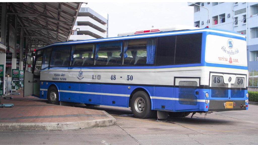 เดินทางไปเกาะล้านด้วยรถทัวร์ 8 KohLarn.co 2024 09 06T190912.702