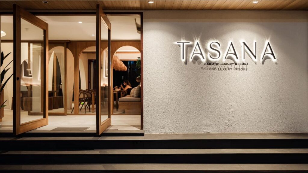 Tasana Bar And Luxury Resort 2 KohLarn.co 2024 10 17T192624.010 2
