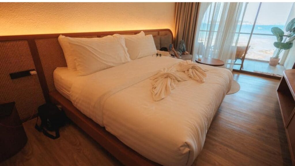 Tasana Bar And Luxury Resort 6 KohLarn.co 2024 10 27T213959.865
