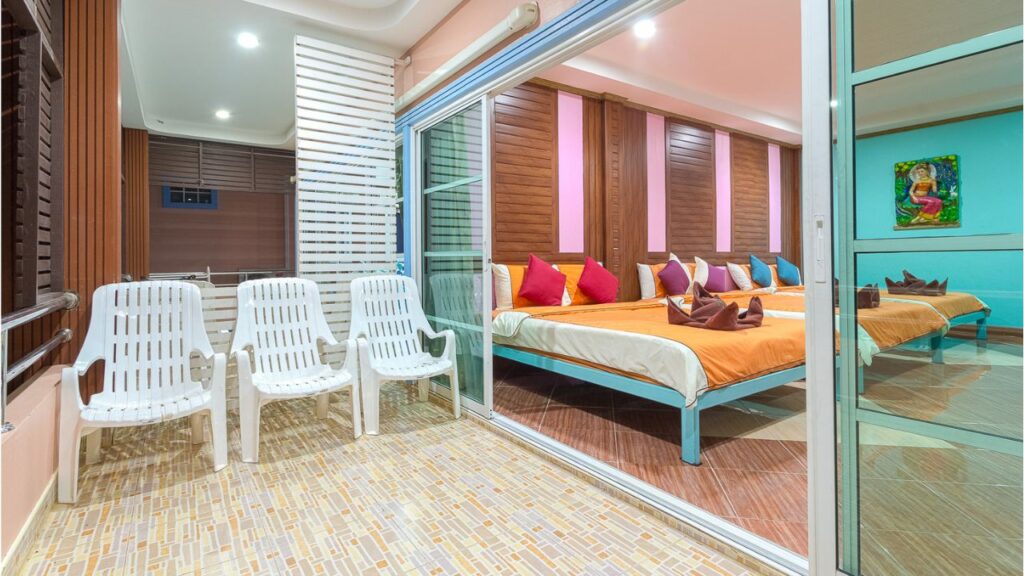 บ้านต้นไผ่เกาะล้าน 14 KohLarn.co 2025 01 25T221021.165