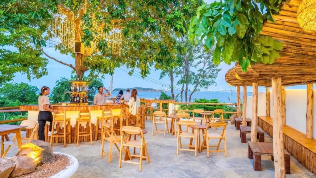Kamari Cafe & Resort Kohlarn 16 KohLarn.co 2025 02 16T223236.519 1