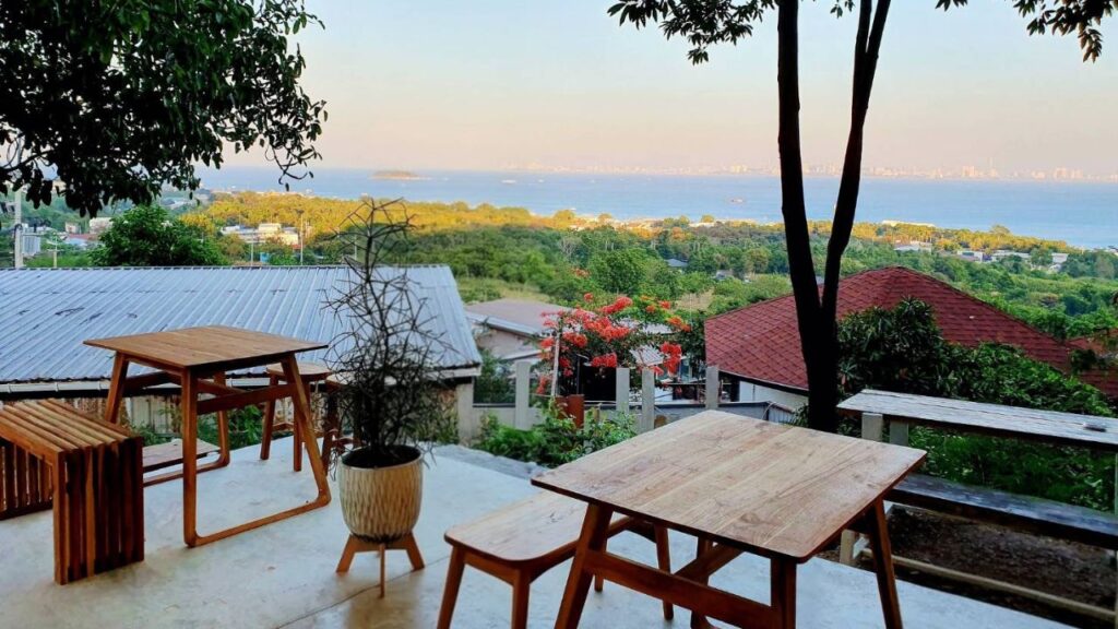 บัวลอยวันวานคาเฟ่ เกาะล้าน 4 KohLarn.co 2025 02 17T231547.736 1