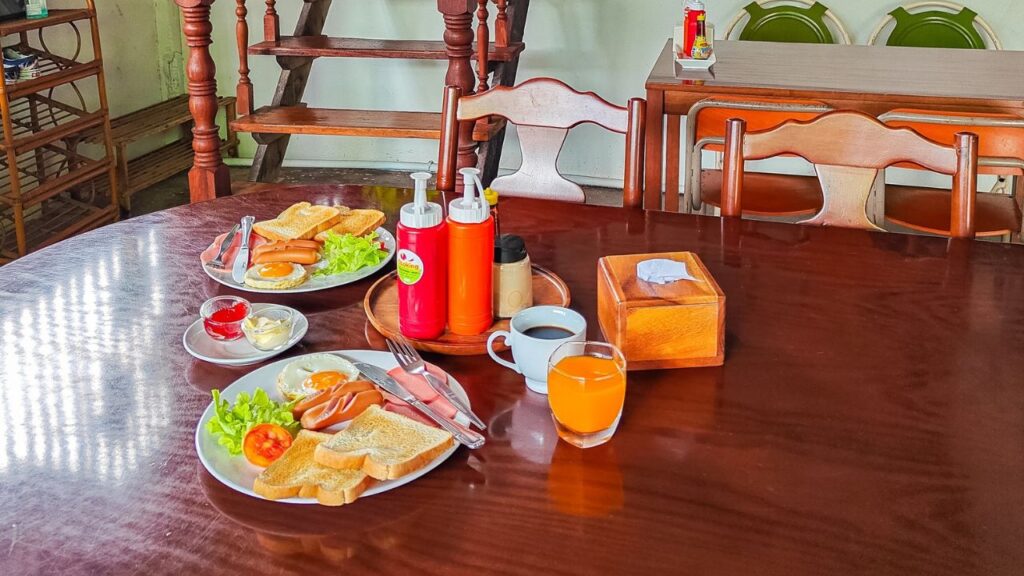 เผลอสุขใจ Cafe and Bed 14 KohLarn.co 2025 03 13T230307.548