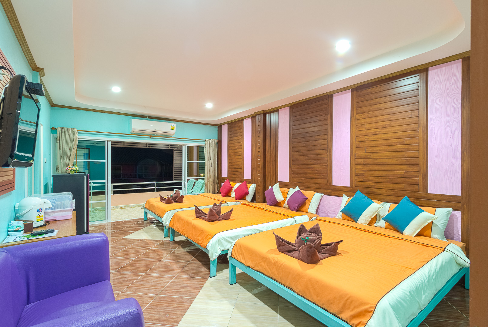ที่พักหมู่คณะเกาะล้านพักได้ 4-16 คน 28 IMG 1093 Edit 2