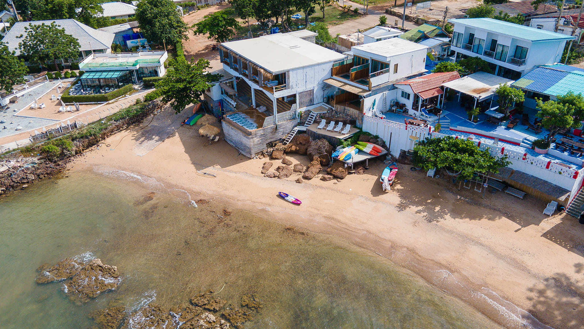 Akina Beach Resort